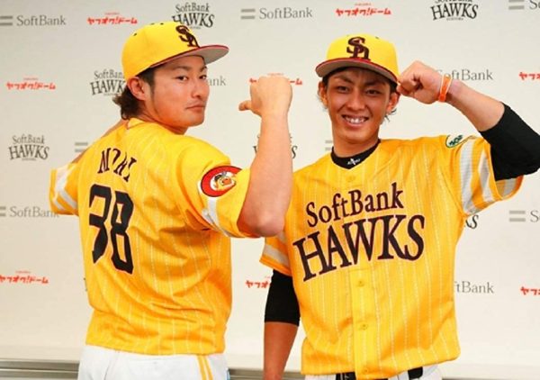 福岡ソフトバンク ホークス ユニフォーム 鷹の祭典 2015 熱男 レボリューションイエロー Ｌサイズ HAWKS ユニホーム - 画像 (4)