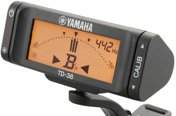 ヤマハ YAMAHA クリップオンチューナー TD-38L 超小型?軽量のクリップオンチューナー シンプルで見やすい表示とわかりやすい操作性 表示画面の向きを自由に調節可能