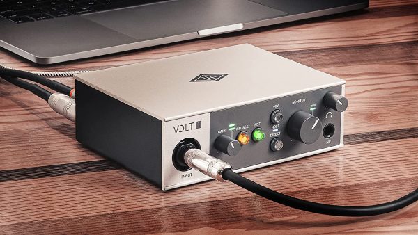 Universal Audio VOLT 1 USB 2.0 オーディオインターフェース 1イン/2アウト ビンテージマイクプリアンプモード搭載【国内正規品】 - 画像 (3)